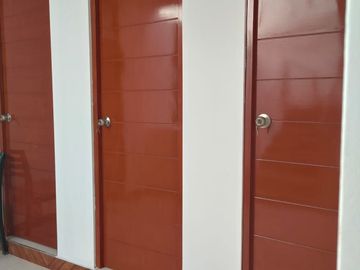 CASA DE ESTRENO DE 3 PISOS EN LA UNIÓN – POMALCA- CHICLAYO.