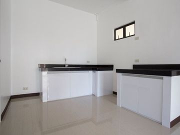 140,000 Promo Discount for Elegant High Quality Single Detached Home @ Ironwood Estates Lipa Along Lipa-Ibaan Road