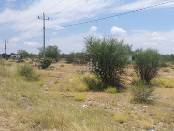 Terreno rústico sobre carretera Dr. González - Miguel Aleman.
