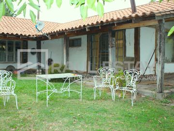 Vendemos Casa amplia con terreno de 7.897 mts/2