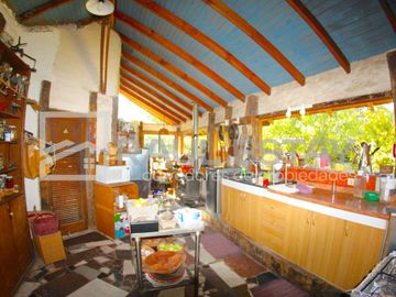 Vendemos Casa amplia con terreno de 7.897 mts/2