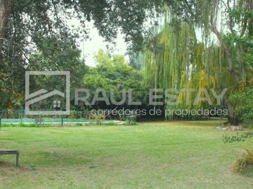 Vendemos Casa amplia con terreno de 7.897 mts/2