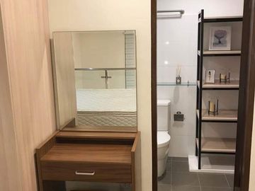 1-Bedroom Fully Furnished Loft Unit in Mandaue, Cebu City