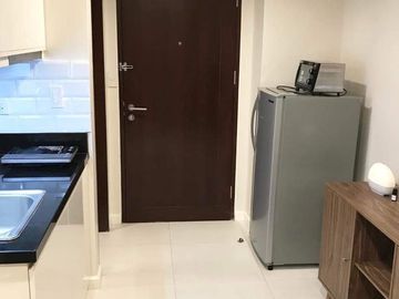 1-Bedroom Fully Furnished Loft Unit in Mandaue, Cebu City