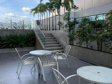 1-Bedroom Fully Furnished Loft Unit in Mandaue, Cebu City