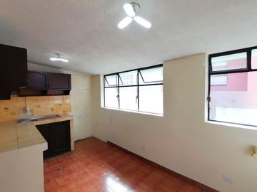 Amplia casa en Venta ideal para Casa Rentera