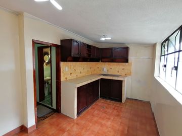 Amplia casa en Venta ideal para Casa Rentera