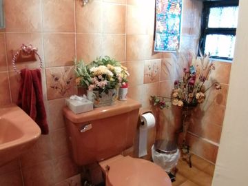 Amplia casa en Venta ideal para Casa Rentera