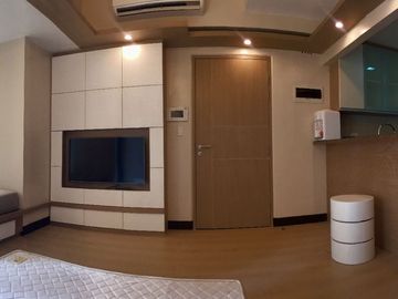 FOR SALE Fully Furnished Studio unit in Greenbelt Hamilton 1