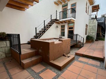 Hermosa residencia en venta en Metepec a 35 min. de CDM