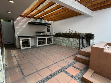 Hermosa residencia en venta en Metepec a 35 min. de CDM