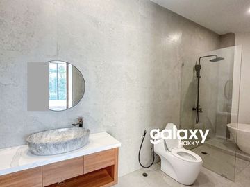 DIJUAL VILLA MUNGGU DEWI RADA MENGWI BADUNG, BALI