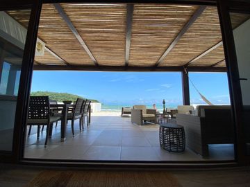 Venta de Departamento en playa Coaque. Pedernales.