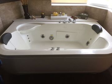 🏡VENDO HERMOSA CASA CON TERRENO 3 DORMITORIOS BARRIO LA MONTANA EN SHEL VIA PUYO BAÑOS