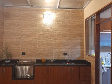 VENTA ACOGEDORA CASA SANTIAGO DE SURCO