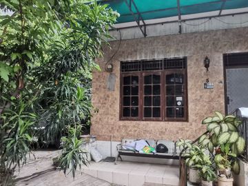 Rumah Luas Dan Siap Huni, 350 Meter Ke Jalan Teluk Gong Raya