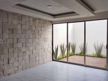 Casa Nueva en Venta – El Olivar Altozano