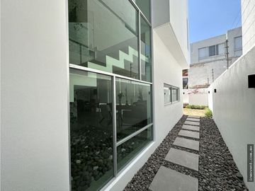 Hermosa casa en La Rioja, Tlajomulco