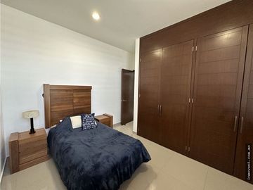 Hermosa casa en La Rioja, Tlajomulco