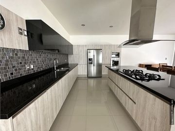 Hermosa casa en La Rioja, Tlajomulco