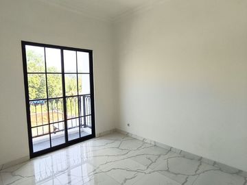 DIJUAL RUMAH SIAP HUNI DI GRAND DEPOK CITY, JUAL RUMAH READY MURAH DI GDC KOTA DEPOK, PERUMAHAN 2 LANTAI MARGONDA RAYA DEPOK