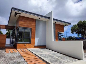Pre-Selling Bungalow 108 sq.m.  5.6+ M Alta Montebello Near Twin Lakes