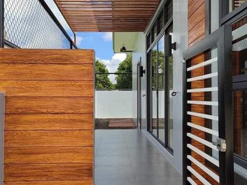 Pre-Selling Bungalow 108 sq.m.  5.6+ M Alta Montebello Near Twin Lakes