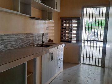 NEW QUAINT MODERN HOME NEAR SM TELABASTAGAN AND MCARTHUR HWAY