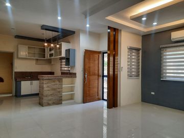NEW QUAINT MODERN HOME NEAR SM TELABASTAGAN AND MCARTHUR HWAY