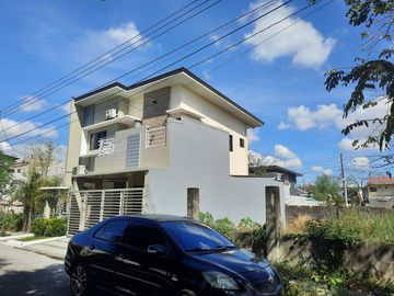 NEW QUAINT MODERN HOME NEAR SM TELABASTAGAN AND MCARTHUR HWAY