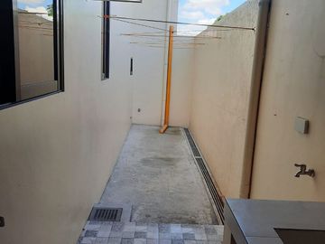 NEW QUAINT MODERN HOME NEAR SM TELABASTAGAN AND MCARTHUR HWAY