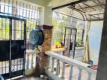 BANK FORECLOSED HOUSE AND LOT IN TOWN AND COUNTRY DASMARINAS CAVITE