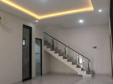 Rumah Dian Istana Mocca Verbana Baru Modern Mewah Area Graha Family