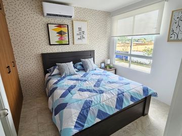 Venta de Casa Siena 4 Dorm. En Manantial de Casalaguna/Vial 1 -av. Leon F.Cordero Cerca Rioc. Dorado