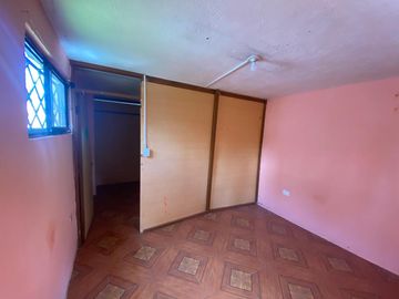 Casa rentera de venta en Quito, sector de la Roldos, barrio Consejo Provincial