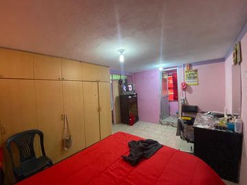 Casa rentera de venta en Quito, sector de la Roldos, barrio Consejo Provincial