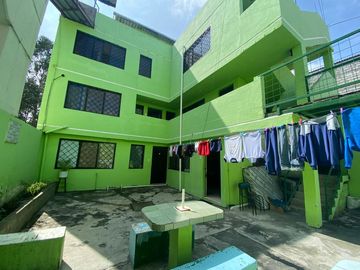 Casa rentera de venta en Quito, sector de la Roldos, barrio Consejo Provincial