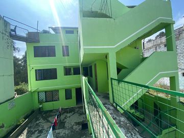 Casa rentera de venta en Quito, sector de la Roldos, barrio Consejo Provincial