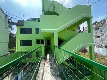 Casa rentera de venta en Quito, sector de la Roldos, barrio Consejo Provincial