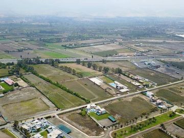 Oportunidad de inversión: Terreno de 56,000m2 en ubicación estratégica en la Panamericana Sur, Totoritas, Mala, Cañete