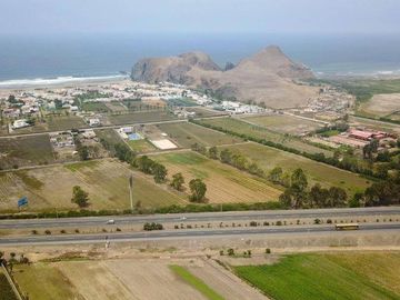 Oportunidad de inversión: Terreno de 56,000m2 en ubicación estratégica en la Panamericana Sur, Totoritas, Mala, Cañete