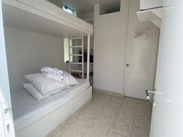 VENTA DE HERMOSA CASA EN LA PLANICIE - SEGUNDA ETAPA