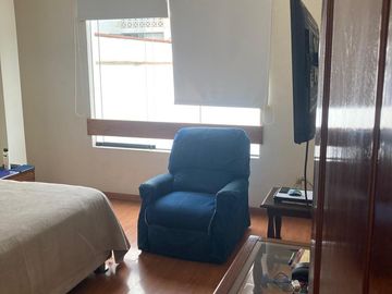 OPORTUNIDAD UNICA , BAJO DE PRECIO, GRAN OPORTUNIDAD, LINDA CASA DE DOS PISOS, MUY BIEN MANTENIDA, CERCA AL PARQUE REDUCTO Y  CENTRO DE MIRAFLORES
