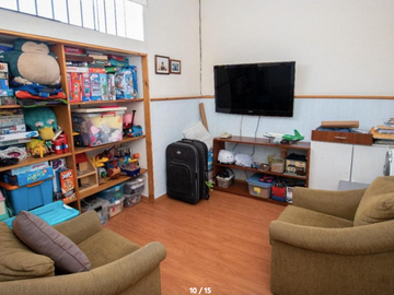 OPORTUNIDAD UNICA , BAJO DE PRECIO, GRAN OPORTUNIDAD, LINDA CASA DE DOS PISOS, MUY BIEN MANTENIDA, CERCA AL PARQUE REDUCTO Y  CENTRO DE MIRAFLORES