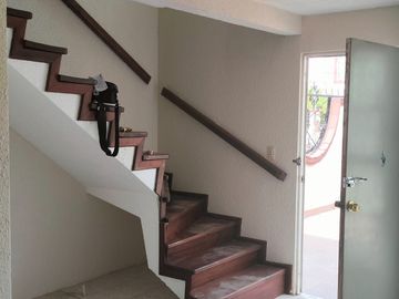 SE VENDE CASA DENTRO DE LA PRIVADA HACIENDAS DEL BALCÓN, EN FRACC HACIENDAS DE HIDALGO