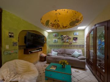 OPORTUNIDAD  HERMOSA CASA DE VENTA CUMBAYA