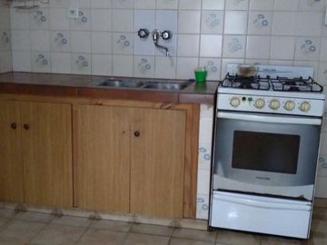 CASA SOBRE AMPLIO LOTE