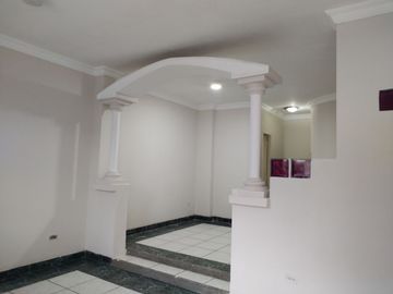 CASA DE VENTA ,RENTERA, EN  ALBORADA XIV ETAPA MZ 6, NORTE DE GUAYAQUIL