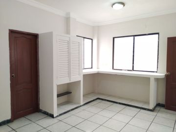 CASA DE VENTA ,RENTERA, EN  ALBORADA XIV ETAPA MZ 6, NORTE DE GUAYAQUIL