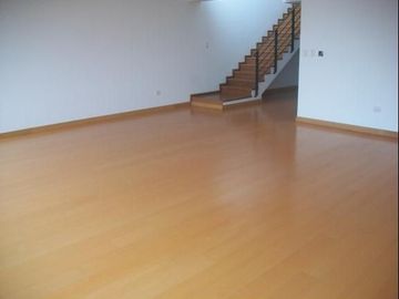 DUPLEX EN VENTA BUENA UBICACIÓN LÍMITE MIRAFLORES Y SAN ISIDRO